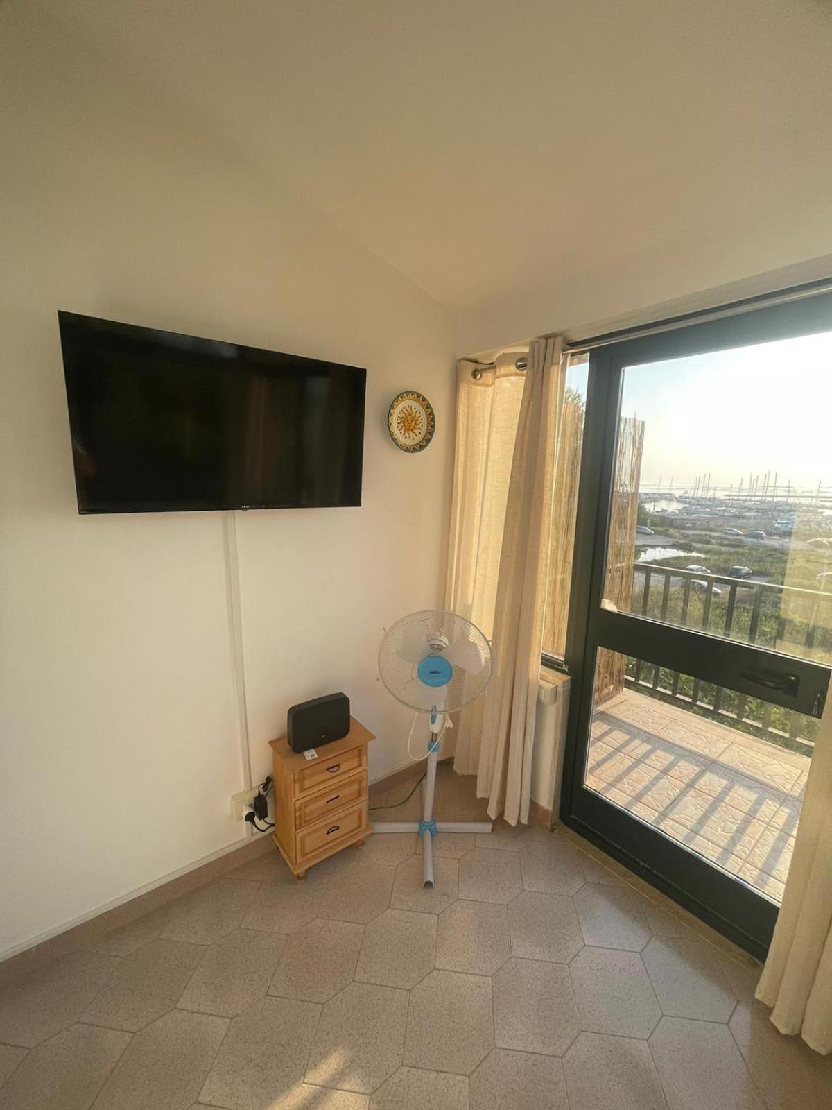Besanvito - Sea Apartments Таранто Экстерьер фото